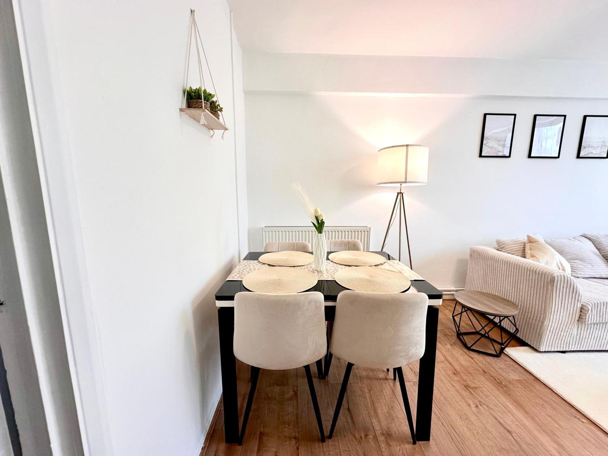 Apartment Cosy 2 Bedroom Shoreditch With Great Transport Links